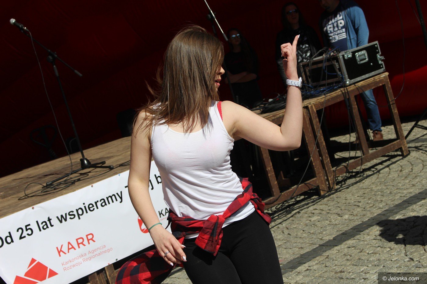 prezentowali-swoje-talenty-i-oferte-szko-foto-74838