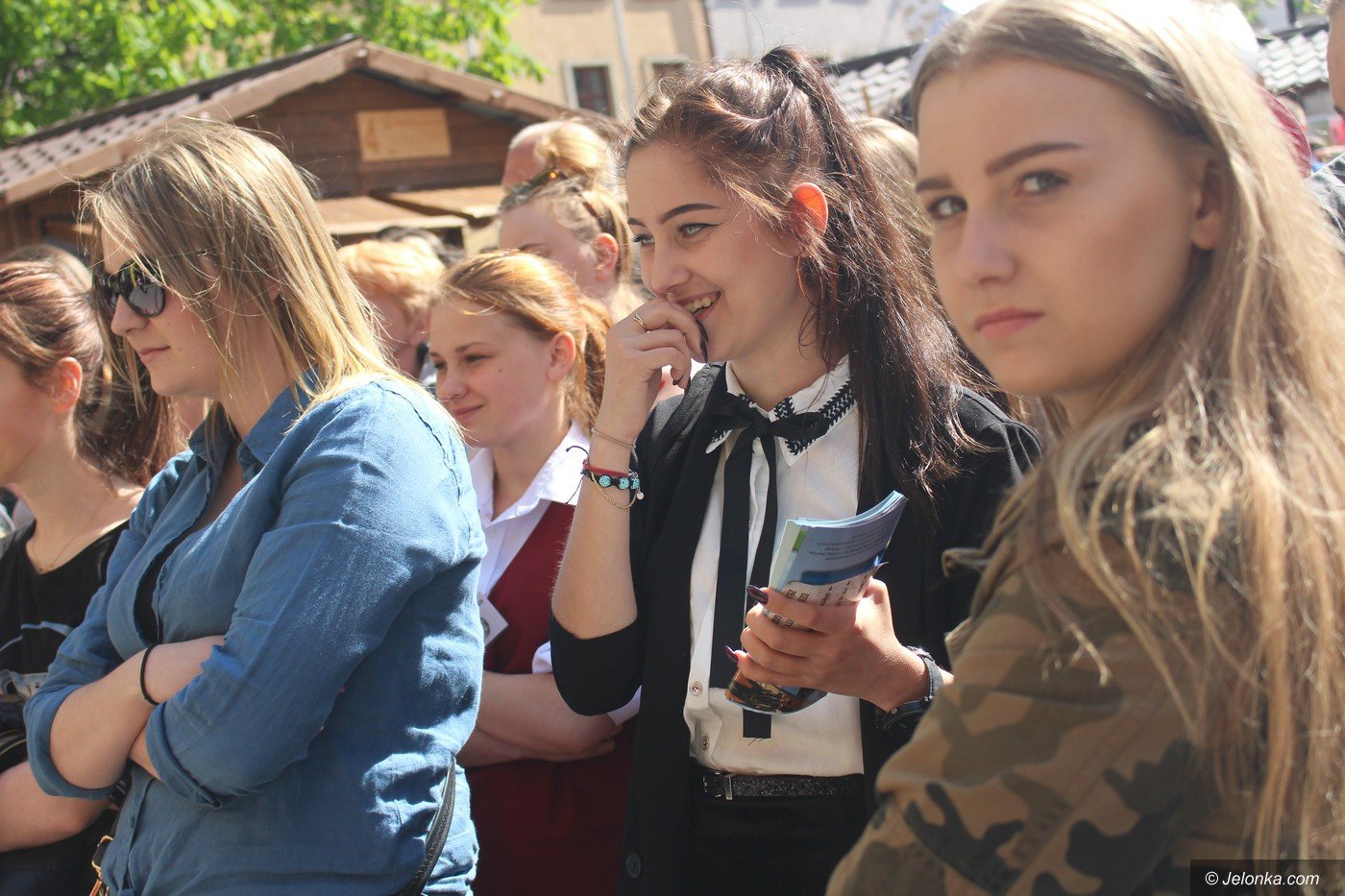 prezentowali-swoje-talenty-i-oferte-szko-foto-74838