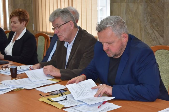 zota-kartka-od-radnych-dla-zarzadu-powiatu-foto-74840