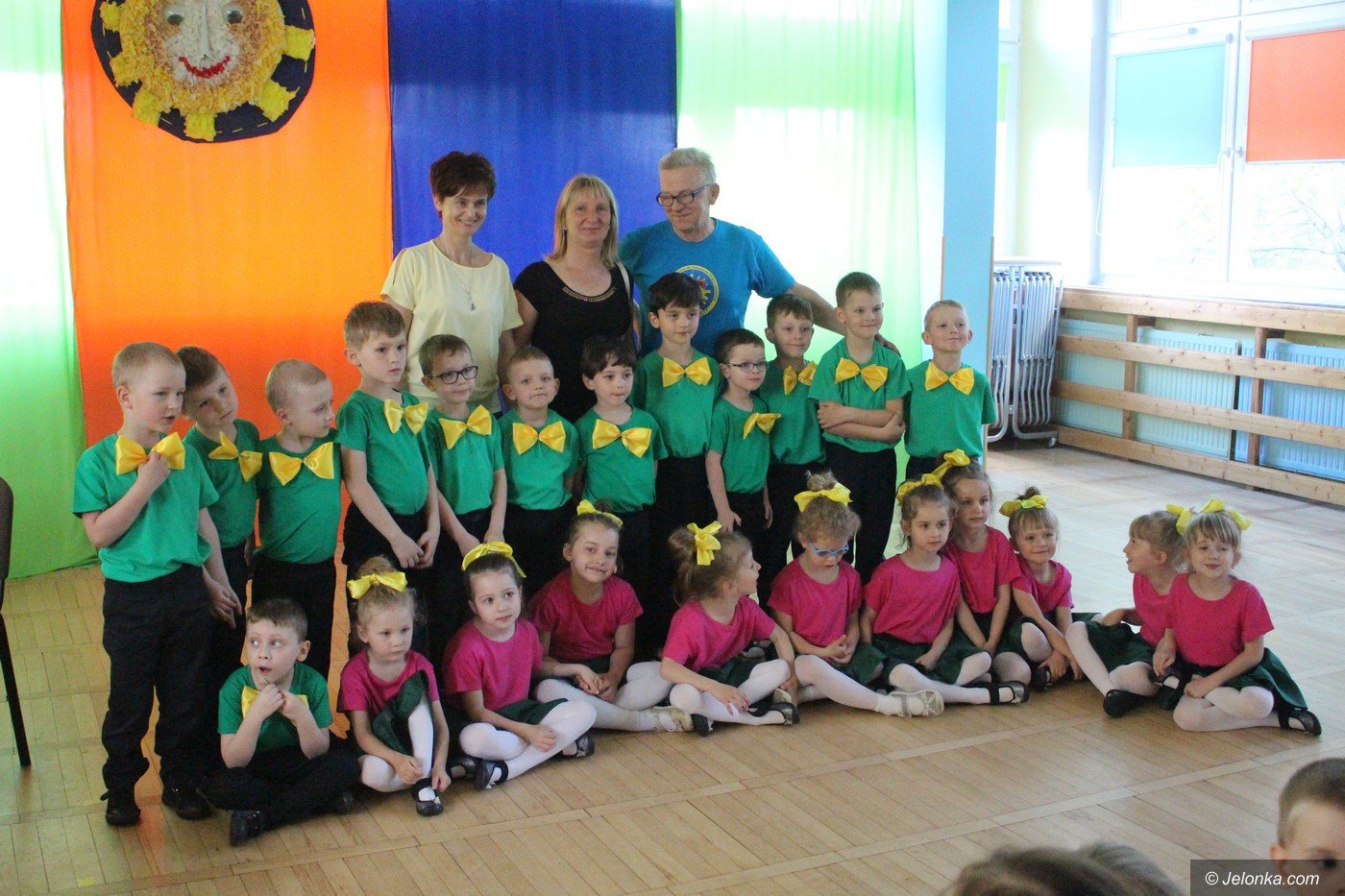 ryszard-kieek-spotka-sie-z-maluchami-okraglaczka-foto-74841