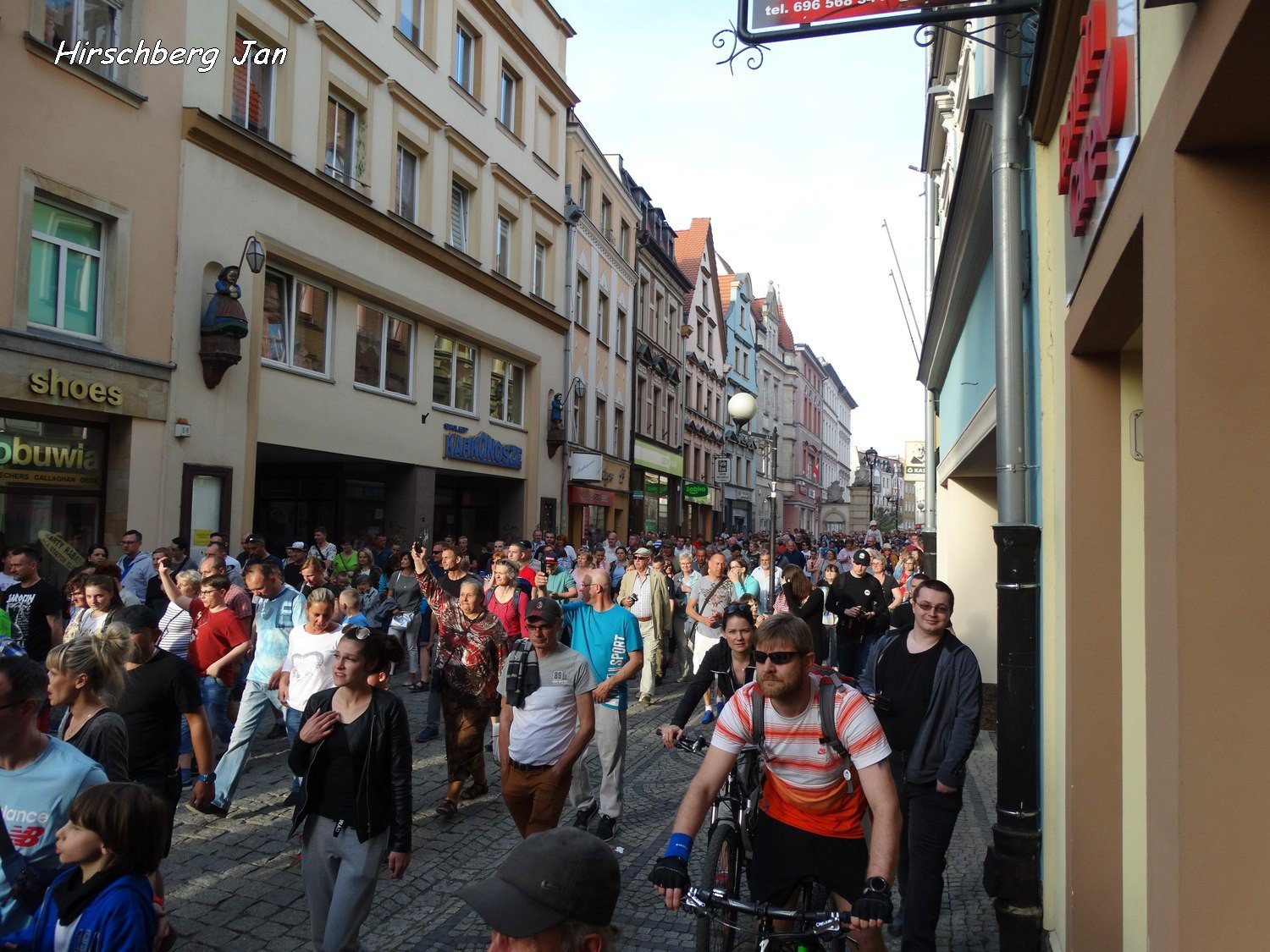 podziwiali-inscenizacje-wojenne-i-podziemia-foto-74871
