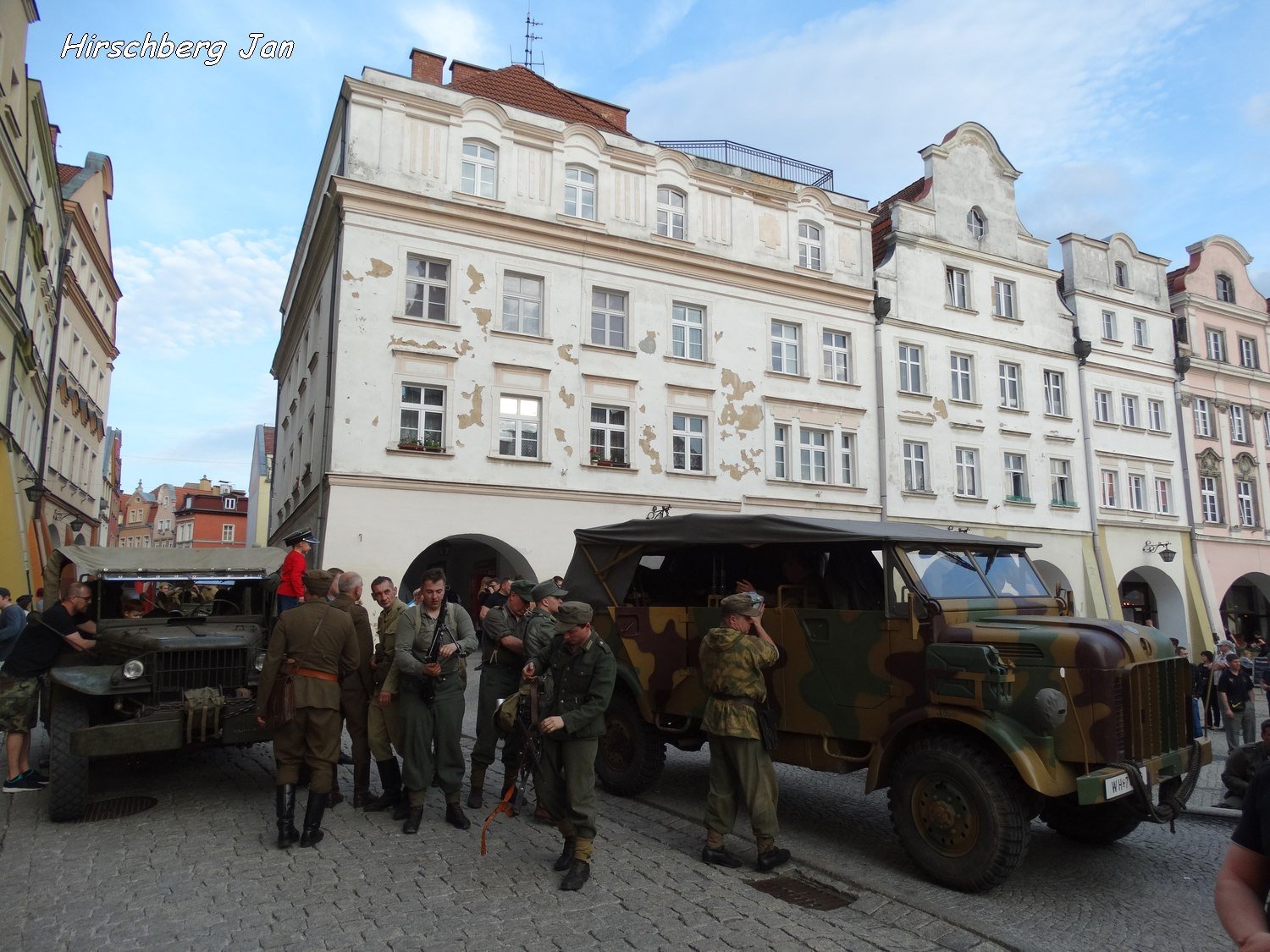 podziwiali-inscenizacje-wojenne-i-podziemia-foto-74871