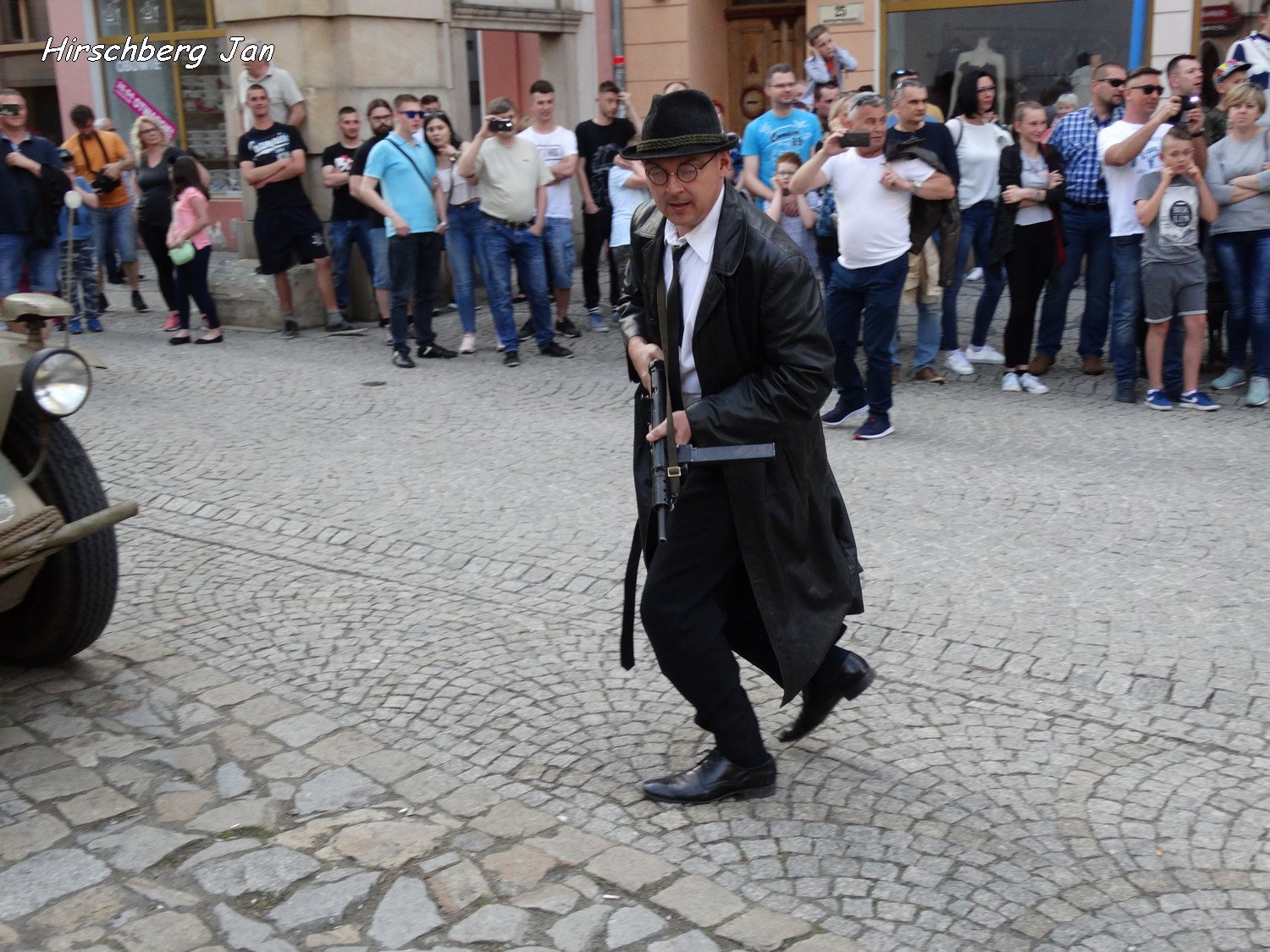 podziwiali-inscenizacje-wojenne-i-podziemia-foto-74871