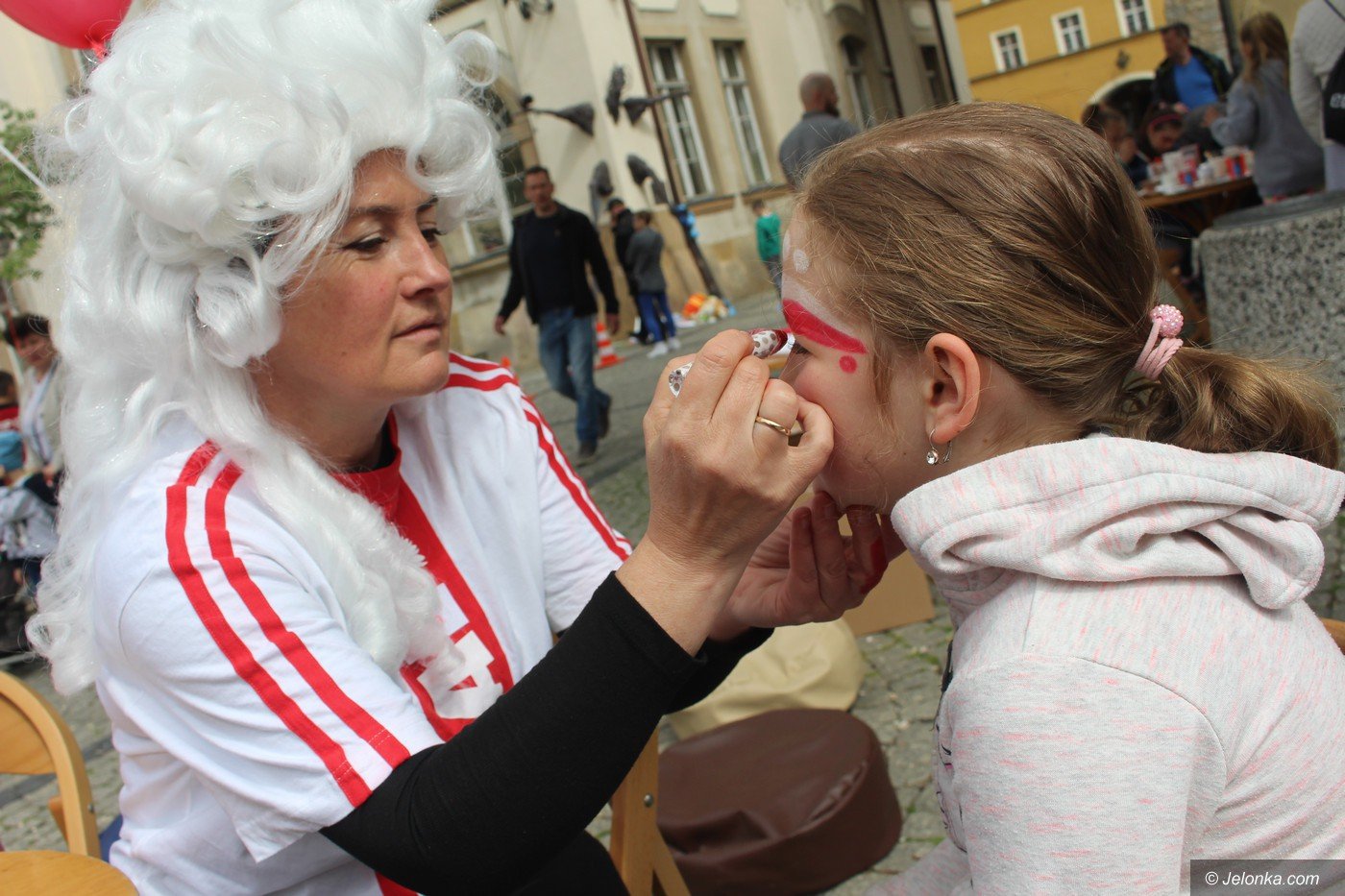miasto-biaoczerwone-foto-74925