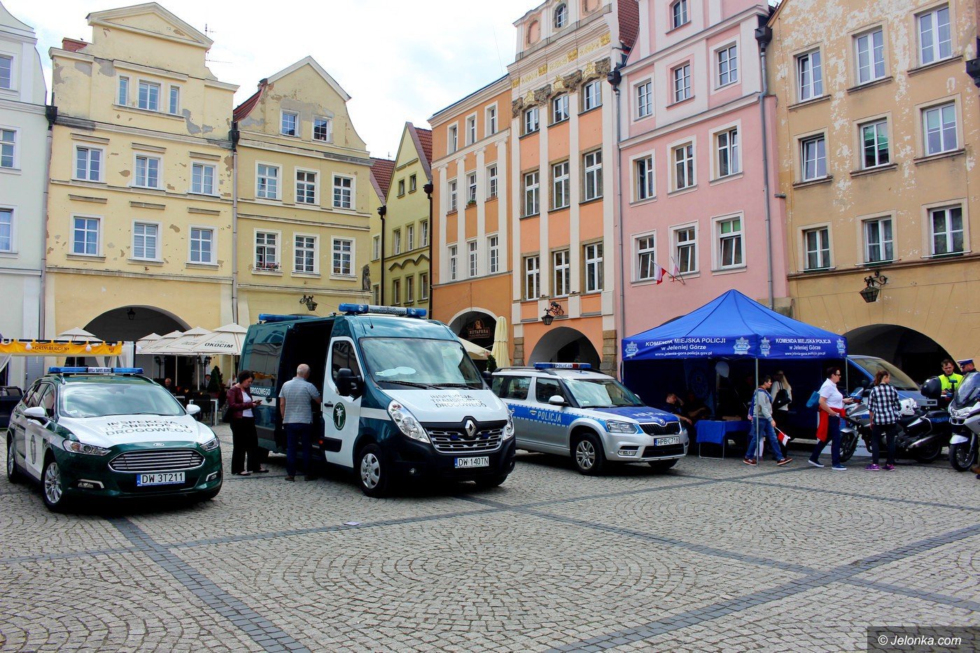miasto-biaoczerwone-foto-74925