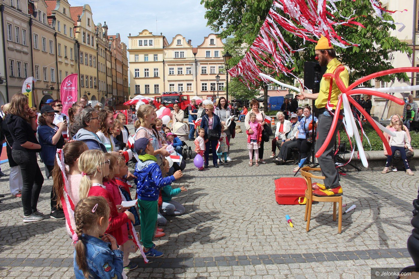 miasto-biaoczerwone-foto-74925