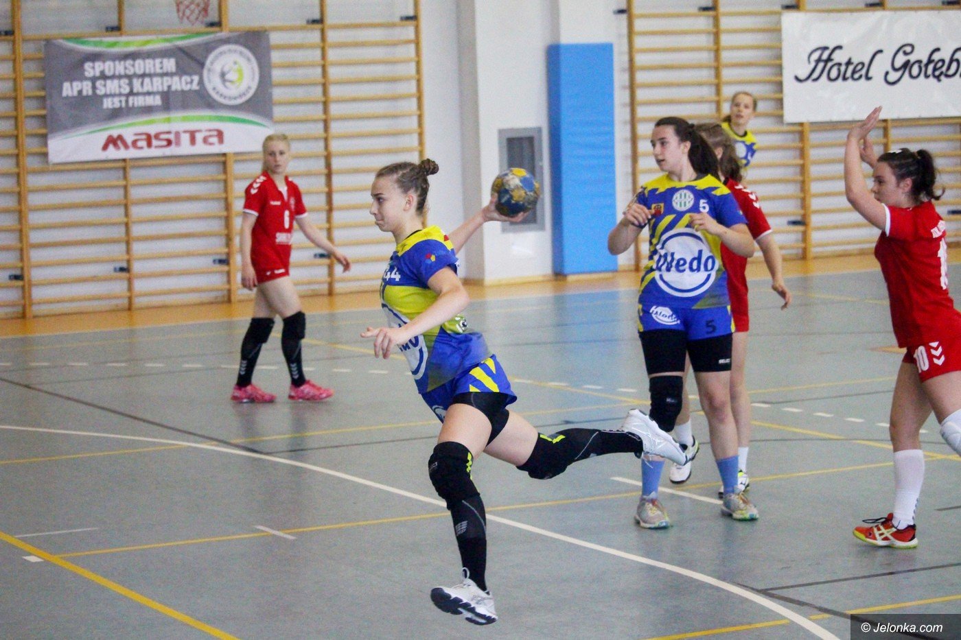 zacieta-walka-o-pofinay-foto-74957