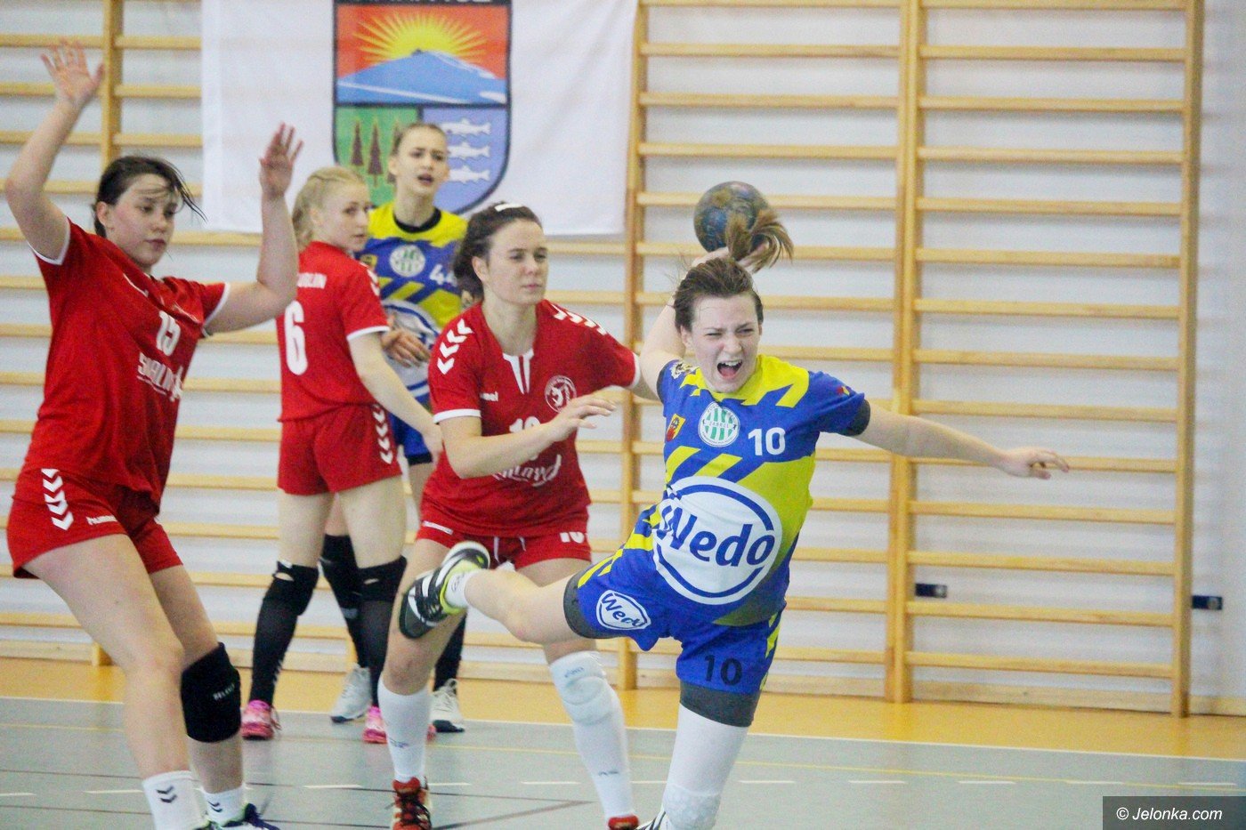 zacieta-walka-o-pofinay-foto-74957