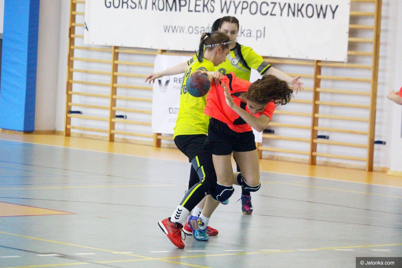 zacieta-walka-o-pofinay-foto-74957