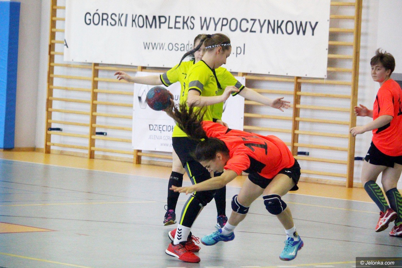 zacieta-walka-o-pofinay-foto-74957