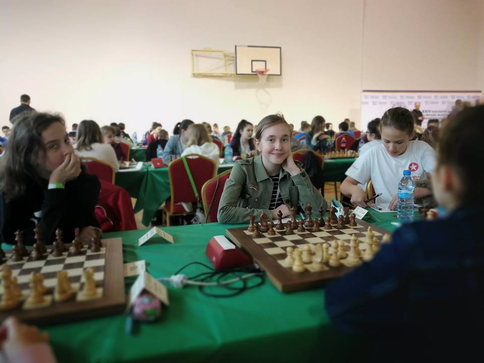 jeleniogorscy-szachisci-powalczyli-na-oom-74961