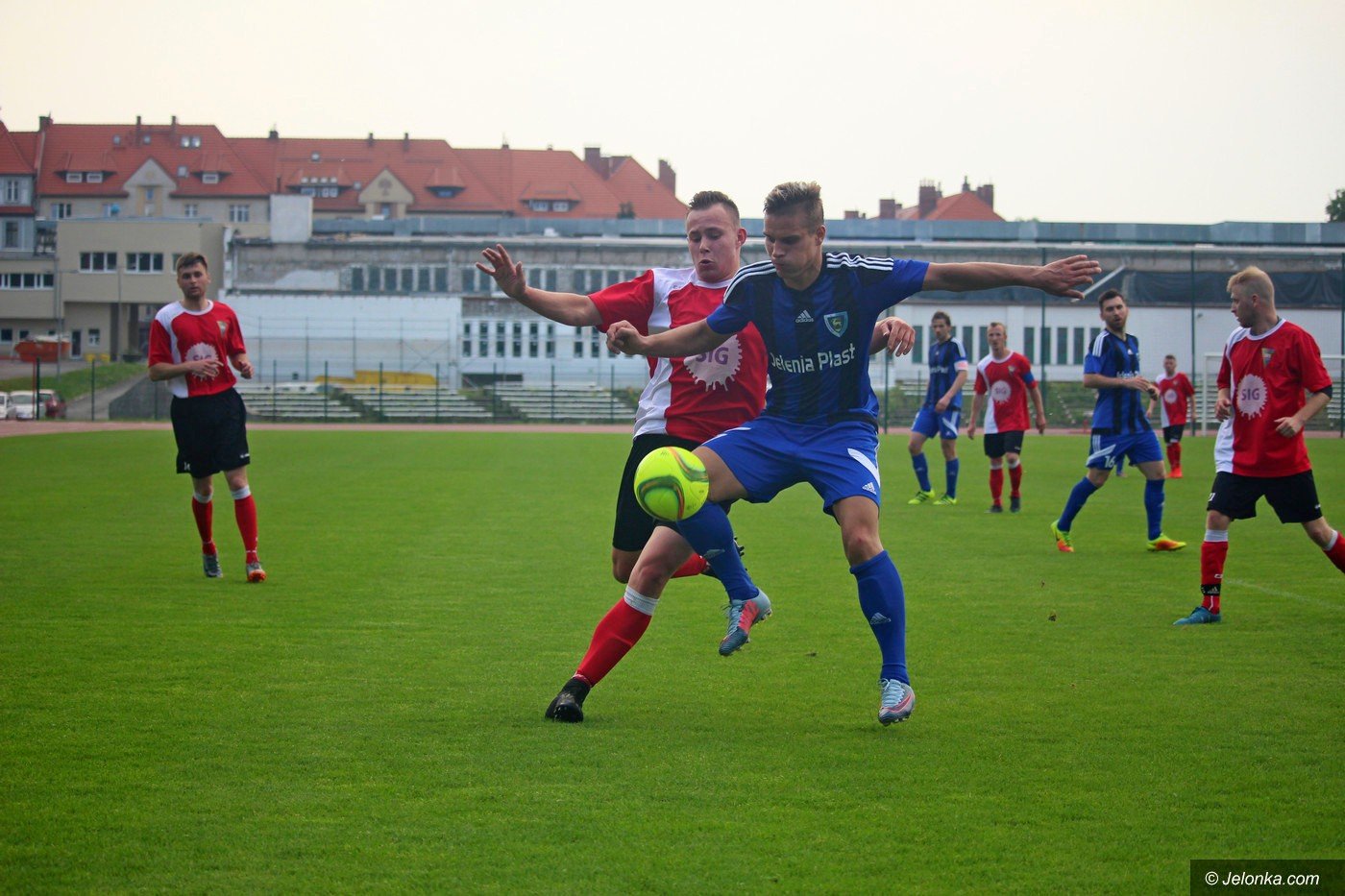 bez-bramek-przy-zotniczej-foto-75082