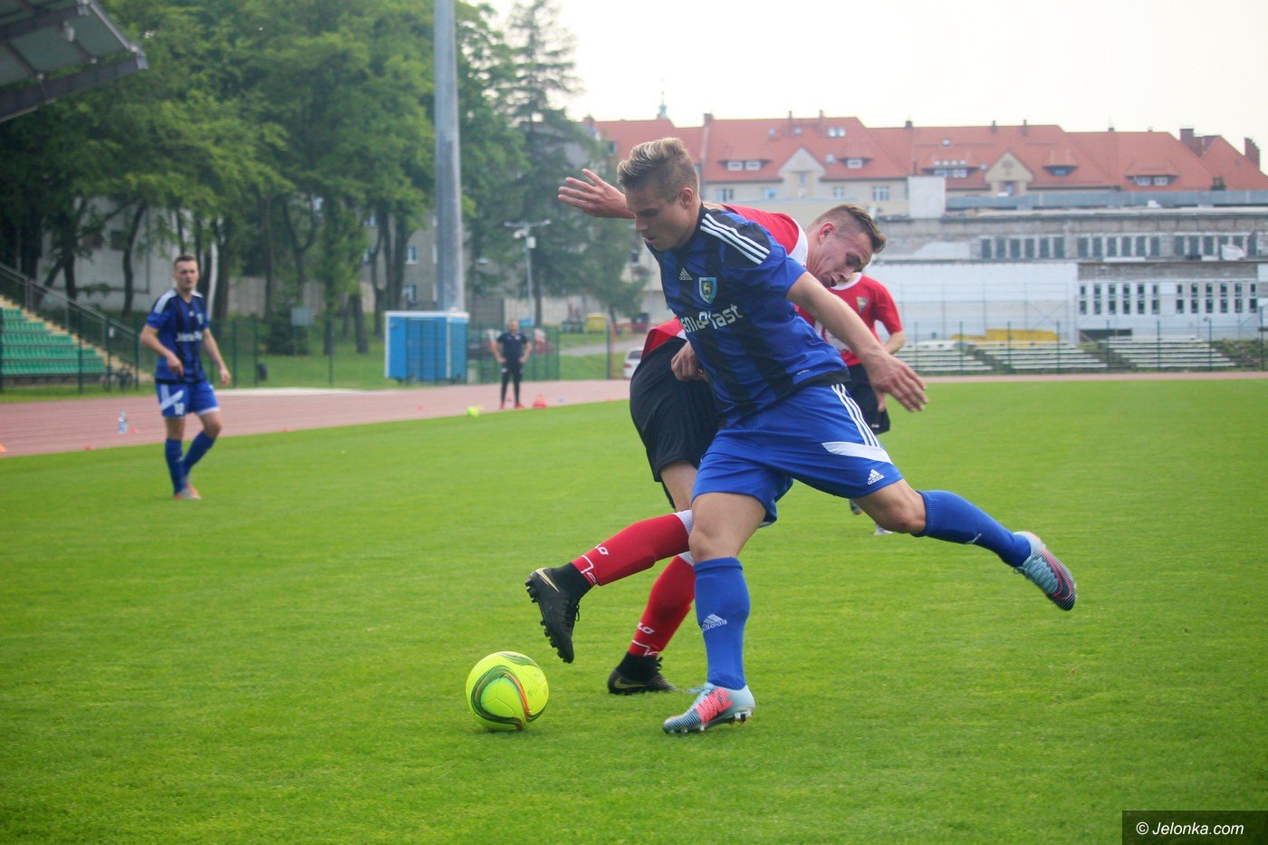 bez-bramek-przy-zotniczej-foto-75082