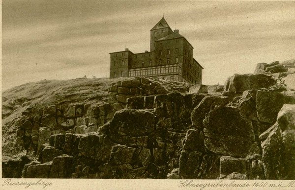 dach-nad-gowa-na-szczytach-751