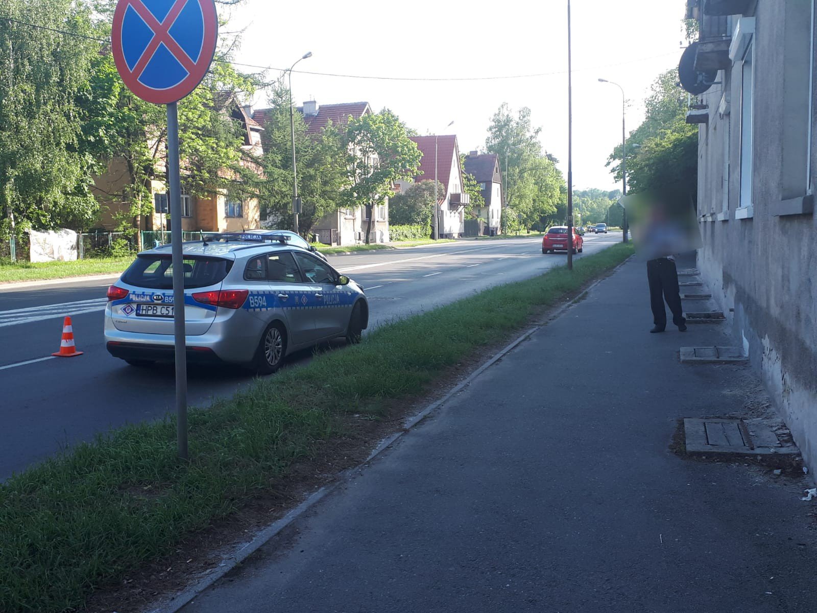 autobus-potraci-pieszego-na-pasach-foto-75107