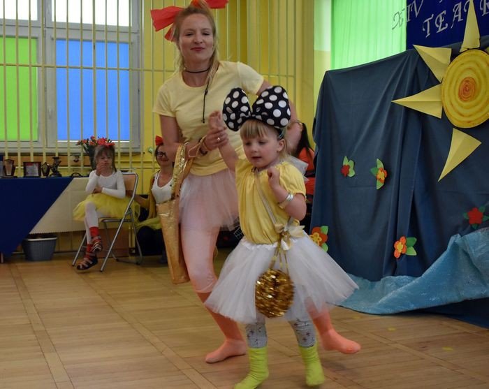 lekcja-integracji-na-scenie-okraglaczka-foto-video-75178