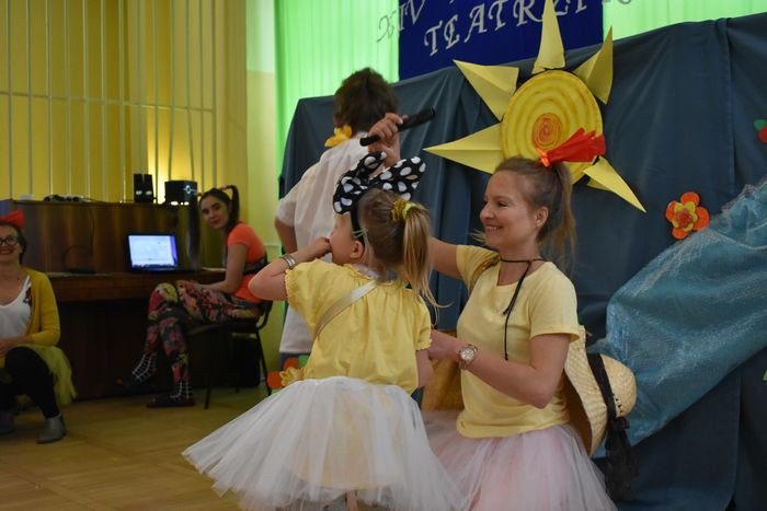 lekcja-integracji-na-scenie-okraglaczka-foto-video-75178