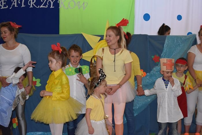 lekcja-integracji-na-scenie-okraglaczka-foto-video-75178