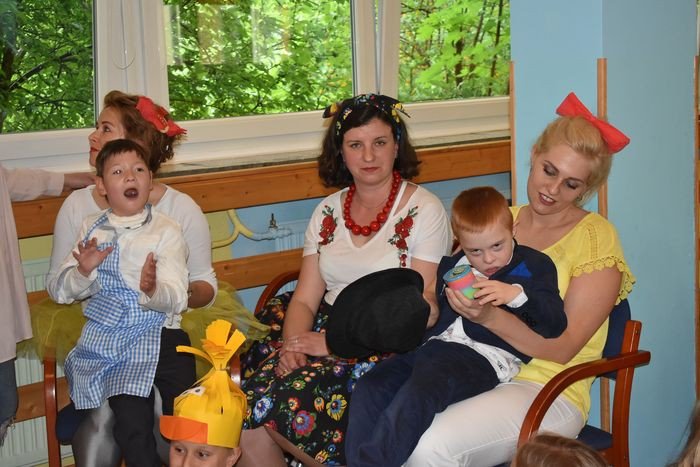 lekcja-integracji-na-scenie-okraglaczka-foto-video-75178