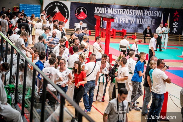 mistrzostwa-w-oyama-karate-foto-75214