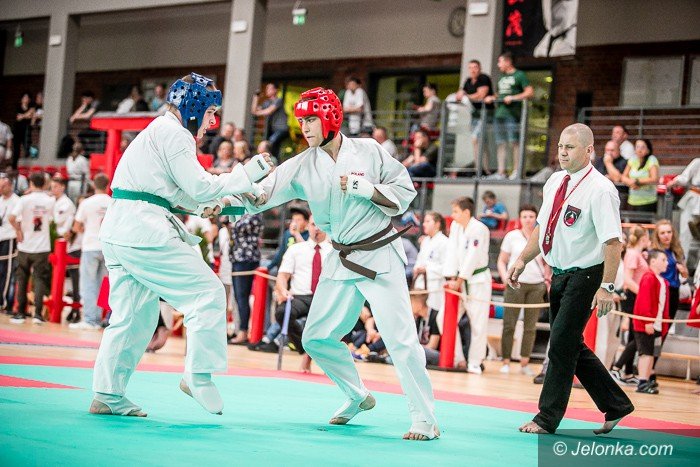 mistrzostwa-w-oyama-karate-foto-75214