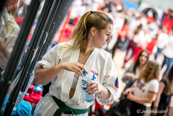 mistrzostwa-w-oyama-karate-foto-75214