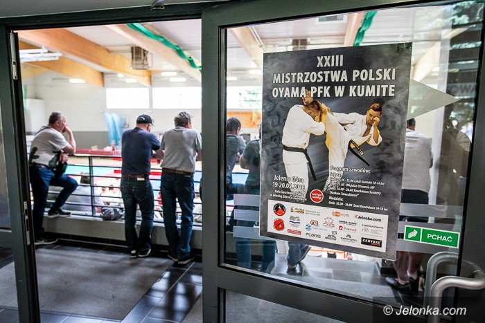 mistrzostwa-w-oyama-karate-foto-75214