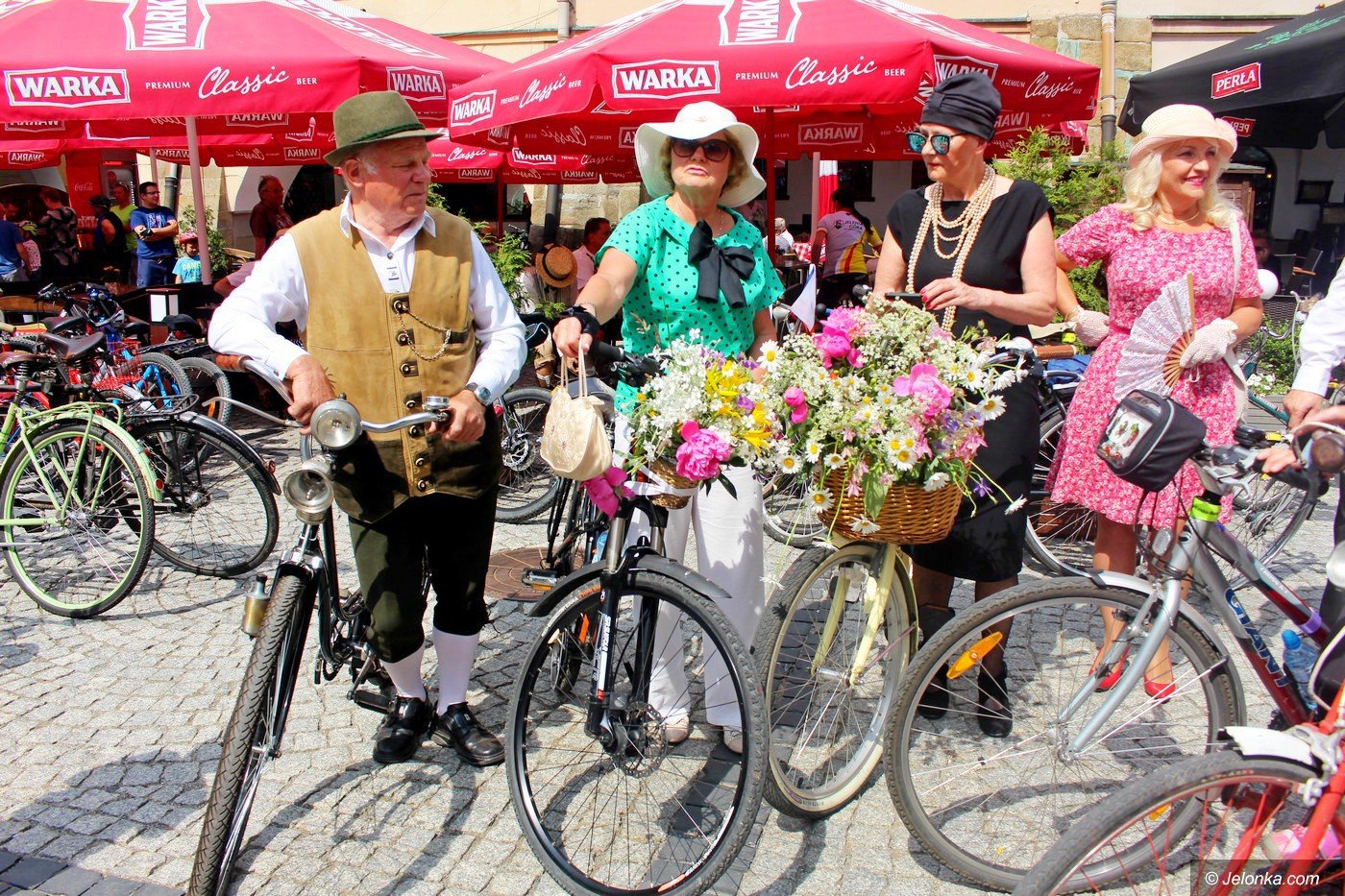 rowerowa-parada-retro-foto-75360