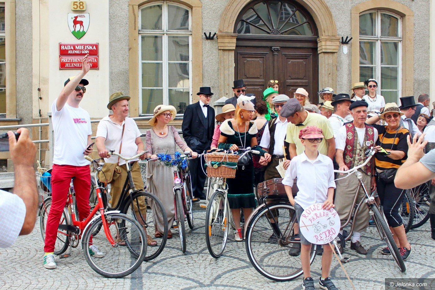 rowerowa-parada-retro-foto-75360