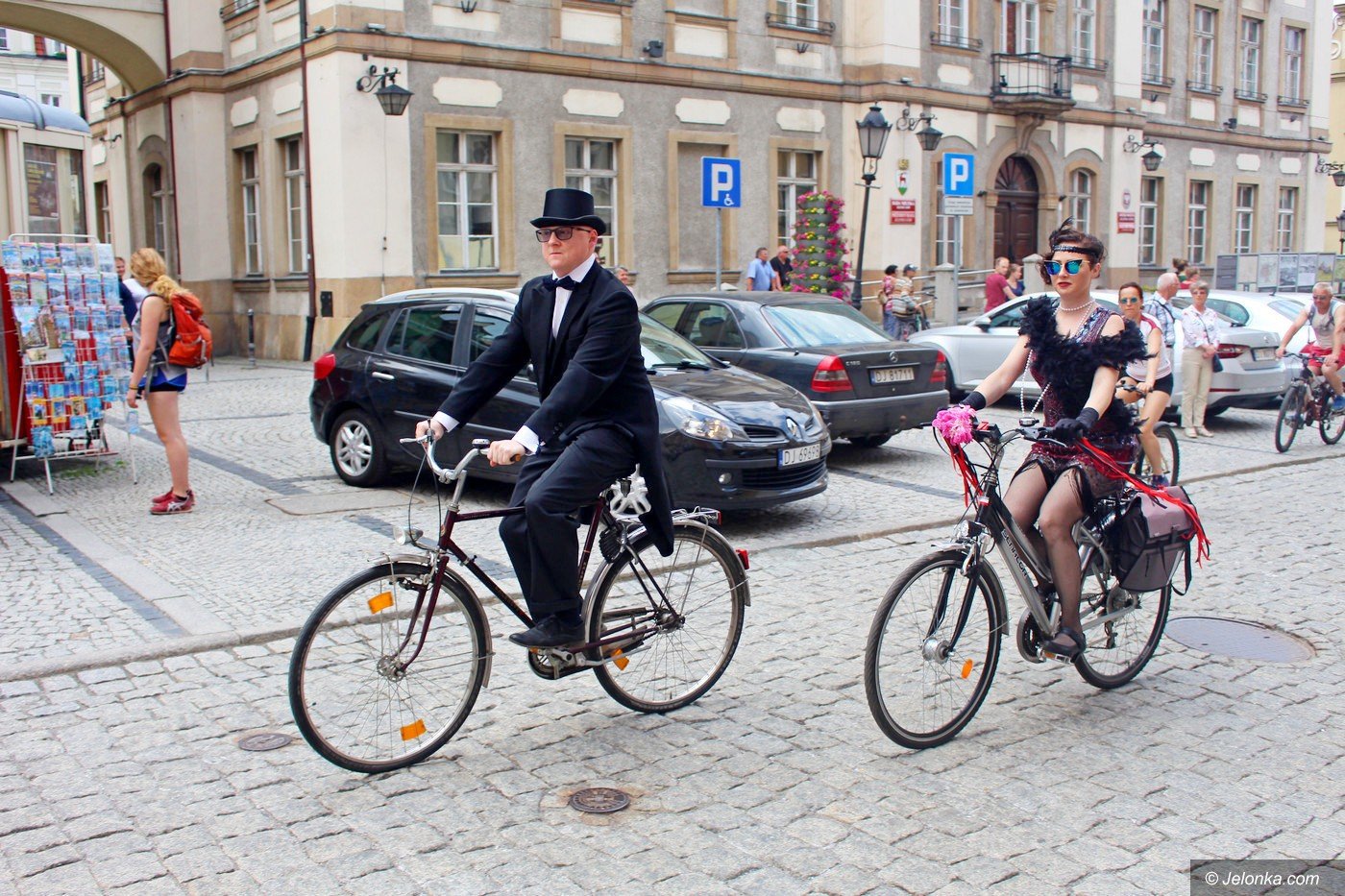 rowerowa-parada-retro-foto-75360