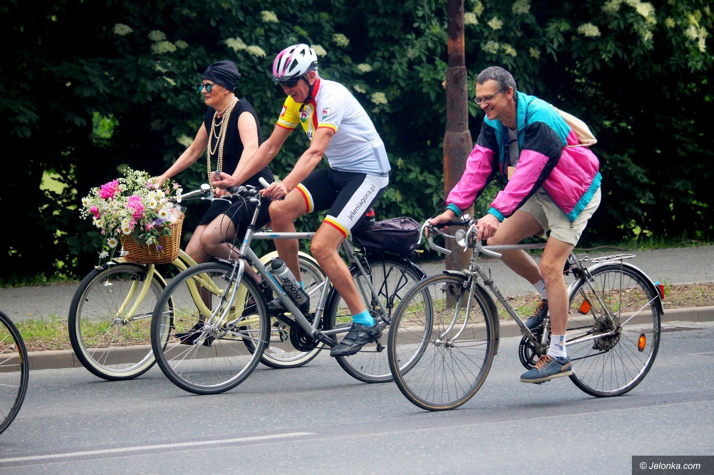 rowerowa-parada-retro-foto-75360