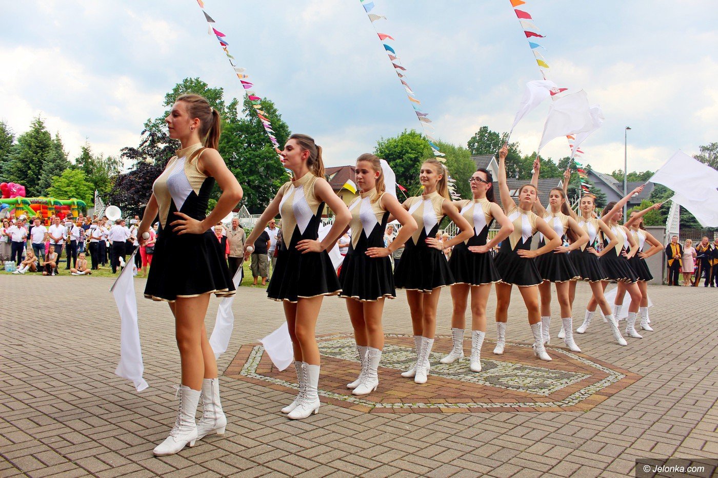 wielki-festyn-na-dzien-matki-w-cieplicach-foto-75362