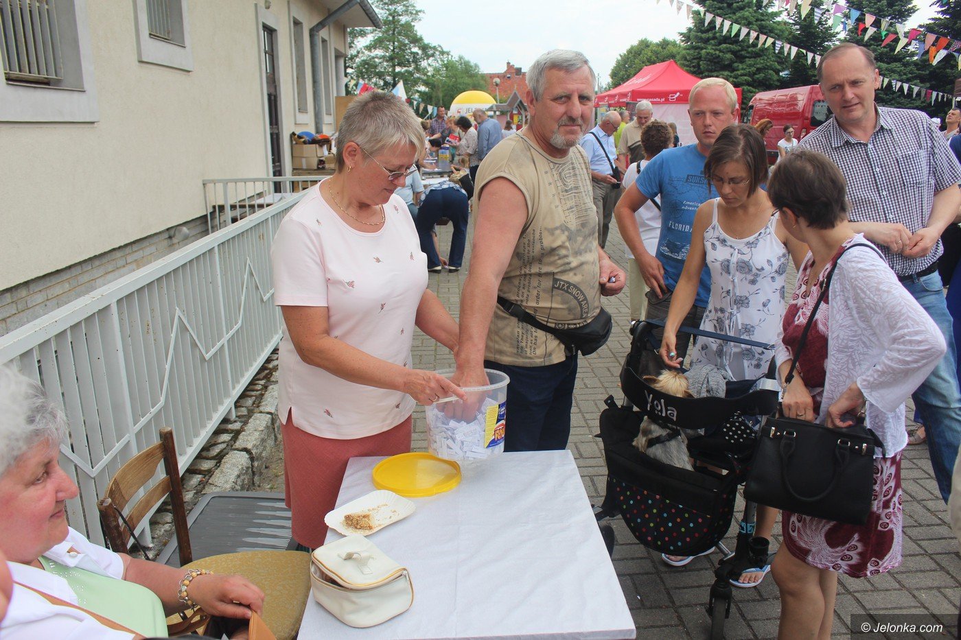 wielki-festyn-na-dzien-matki-w-cieplicach-foto-75362