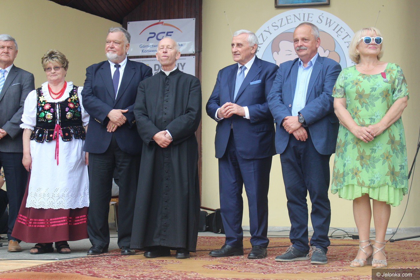 wielki-festyn-na-dzien-matki-w-cieplicach-foto-75362