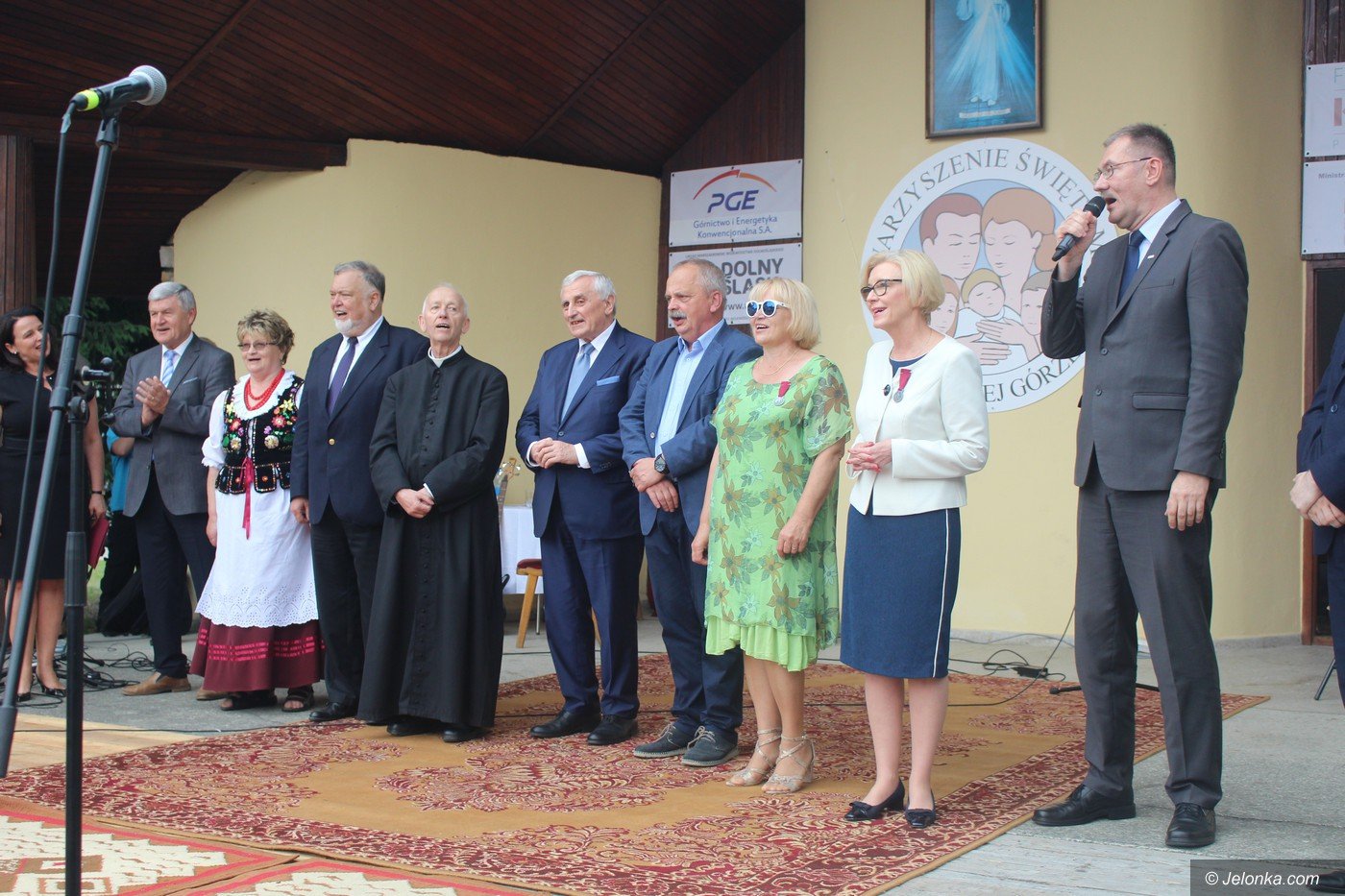 wielki-festyn-na-dzien-matki-w-cieplicach-foto-75362