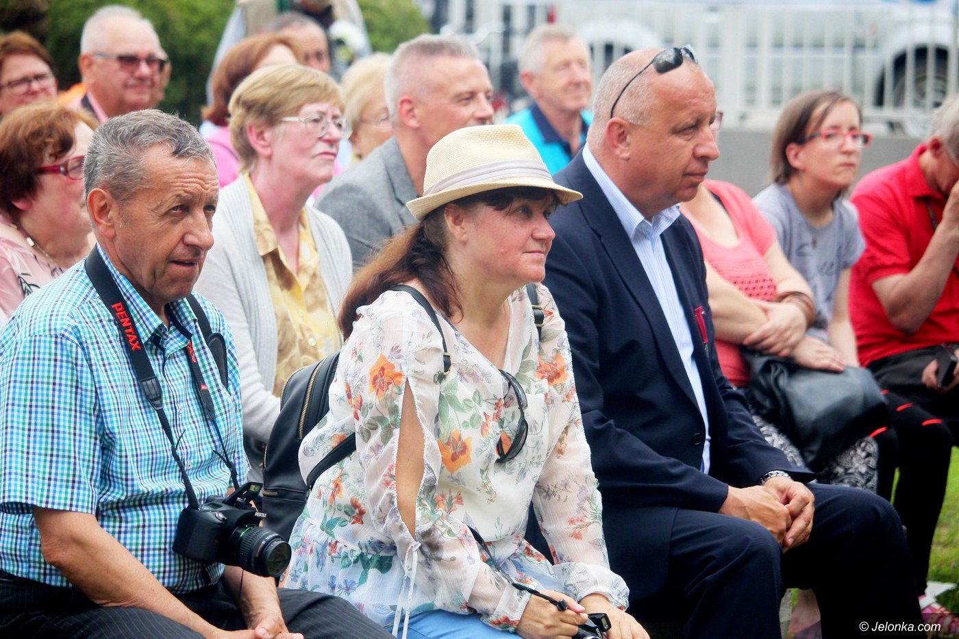wielki-festyn-na-dzien-matki-w-cieplicach-foto-75362