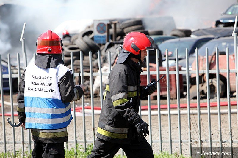 wielki-pozar-autoszrotu-foto-video-75364