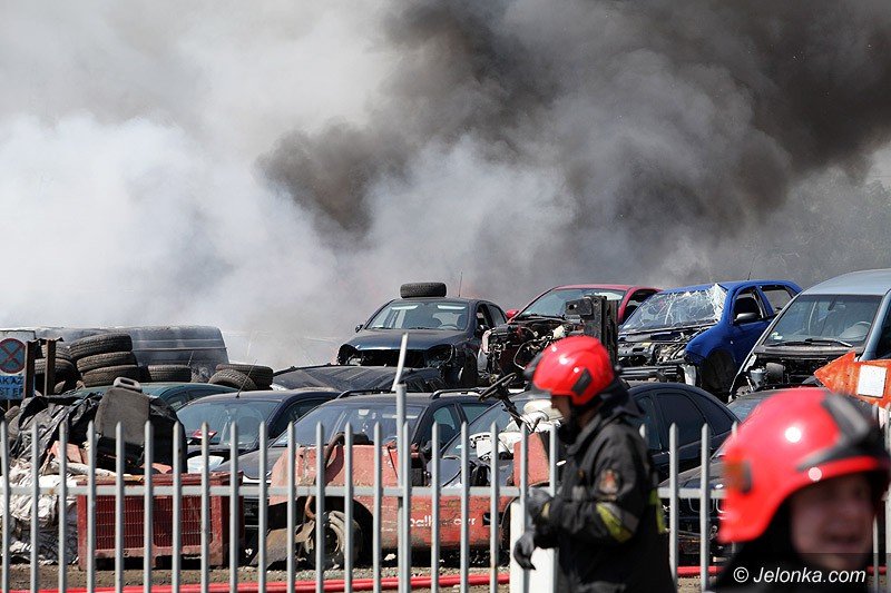 wielki-pozar-autoszrotu-foto-video-75364