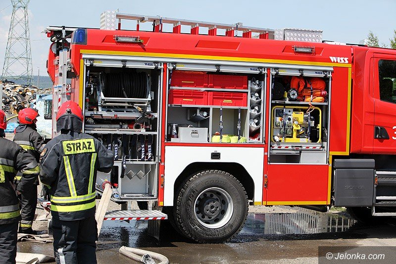 wielki-pozar-autoszrotu-foto-video-75364