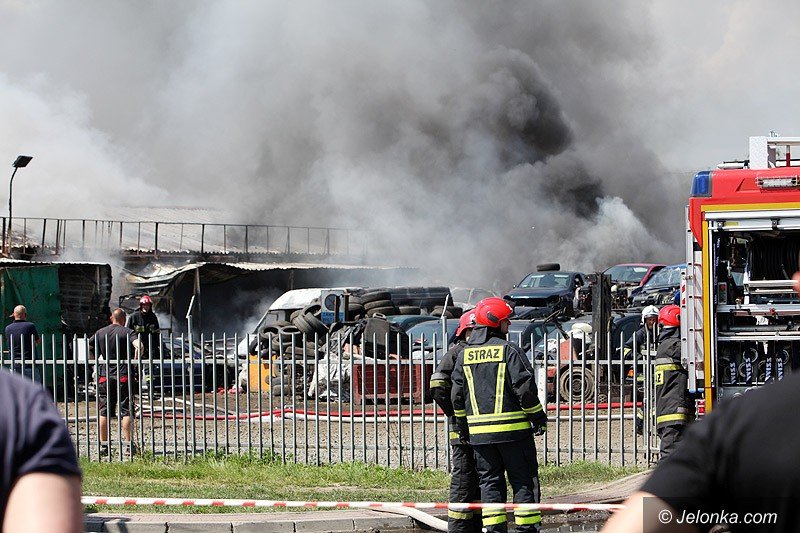 wielki-pozar-autoszrotu-foto-video-75364