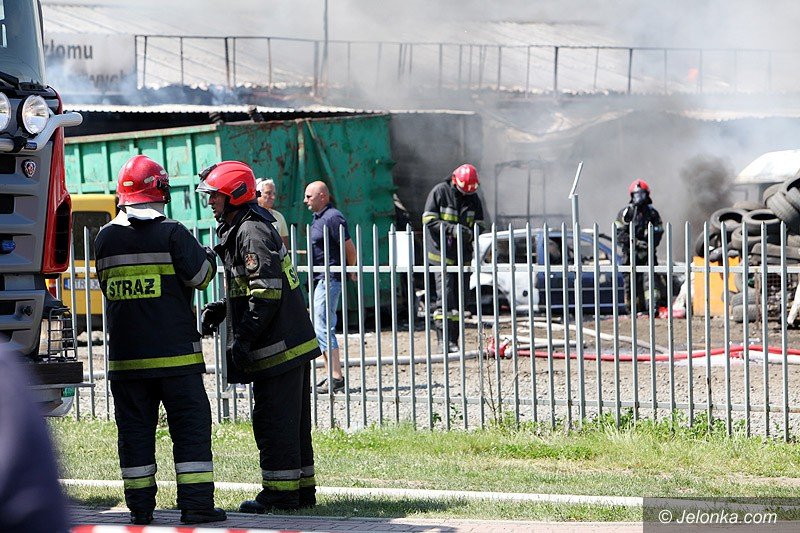 wielki-pozar-autoszrotu-foto-video-75364