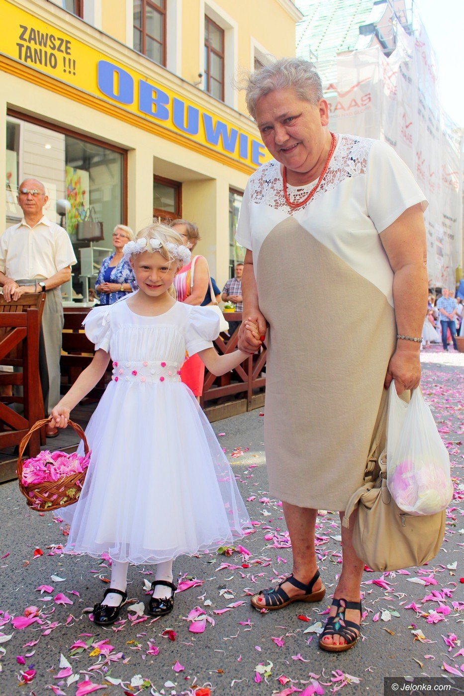 wierni-uczcili-boze-ciao-75430