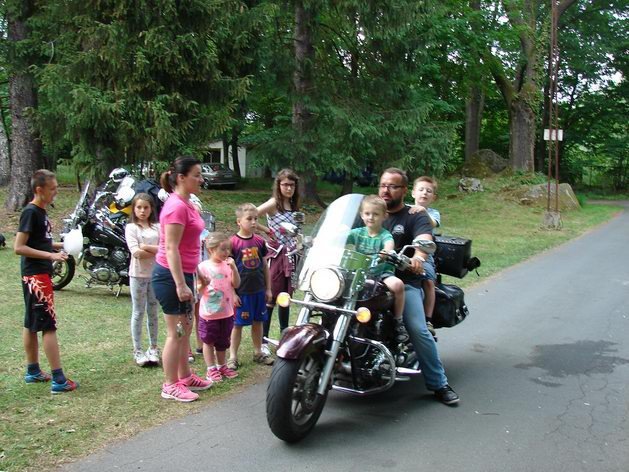 moto-dzien-dziecka-dabrowka-2018-75495