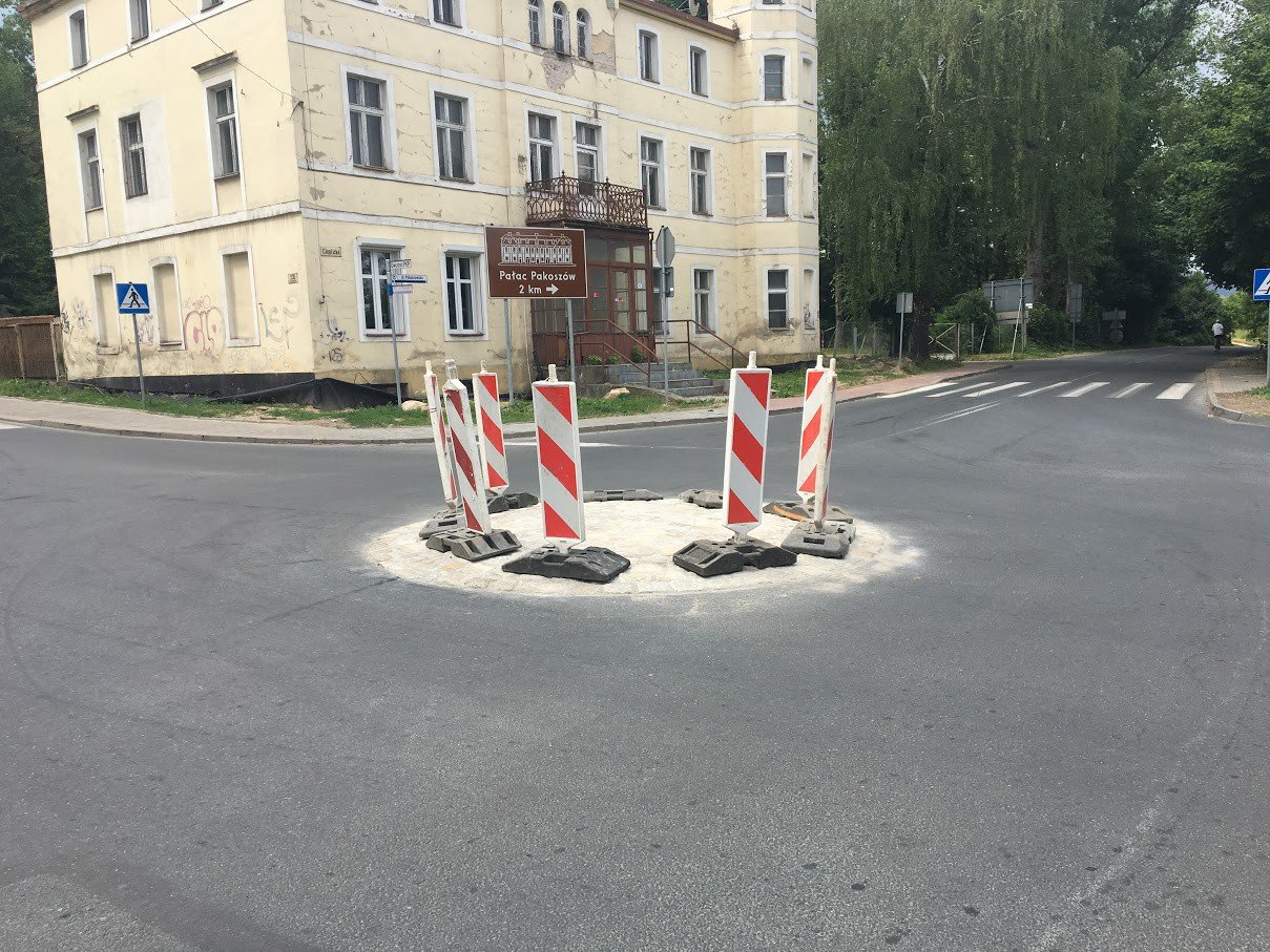 kopotliwe-skrzyzowanie-75502