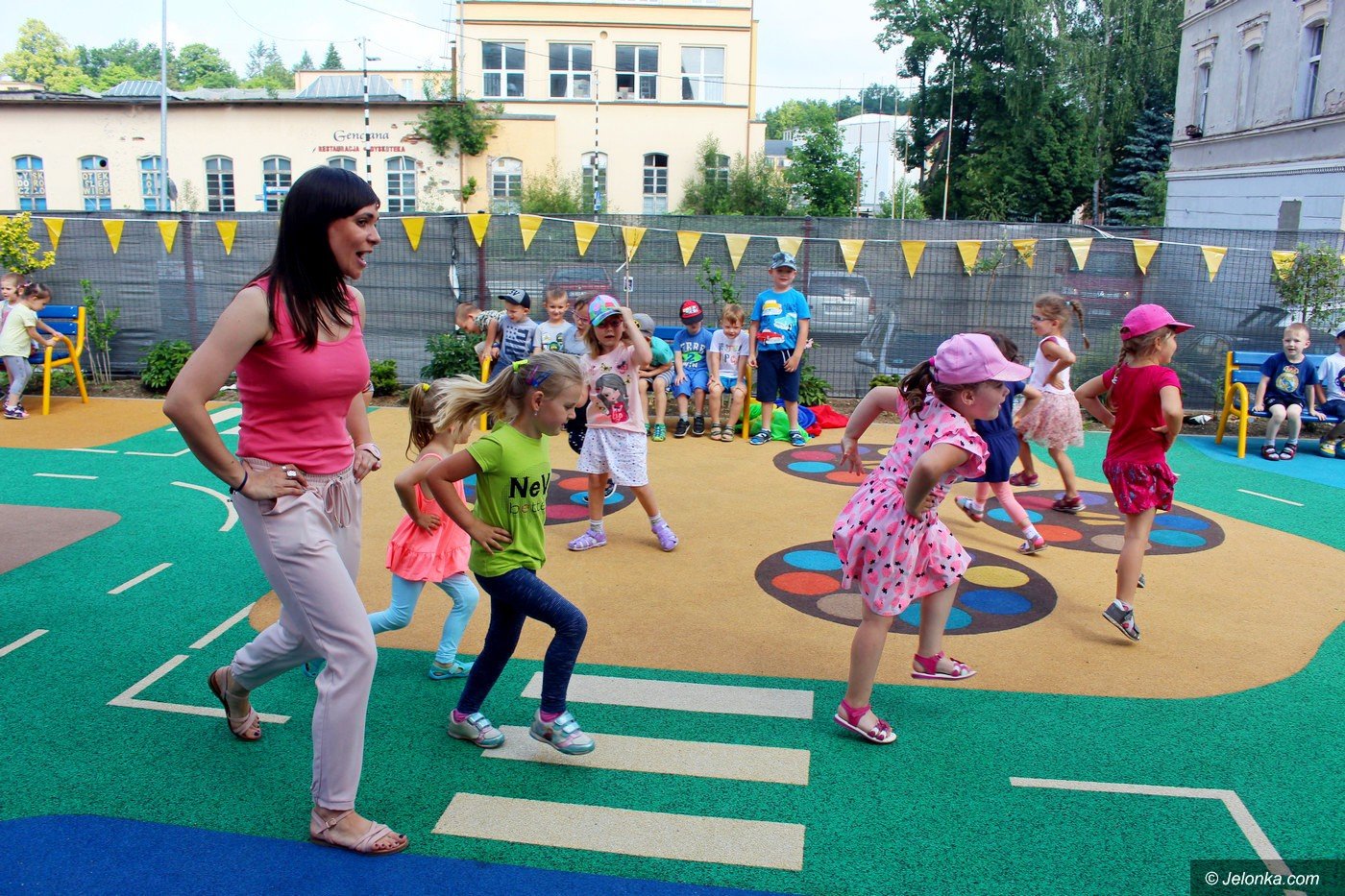 zaczarowany-dzien-dziecka-75530