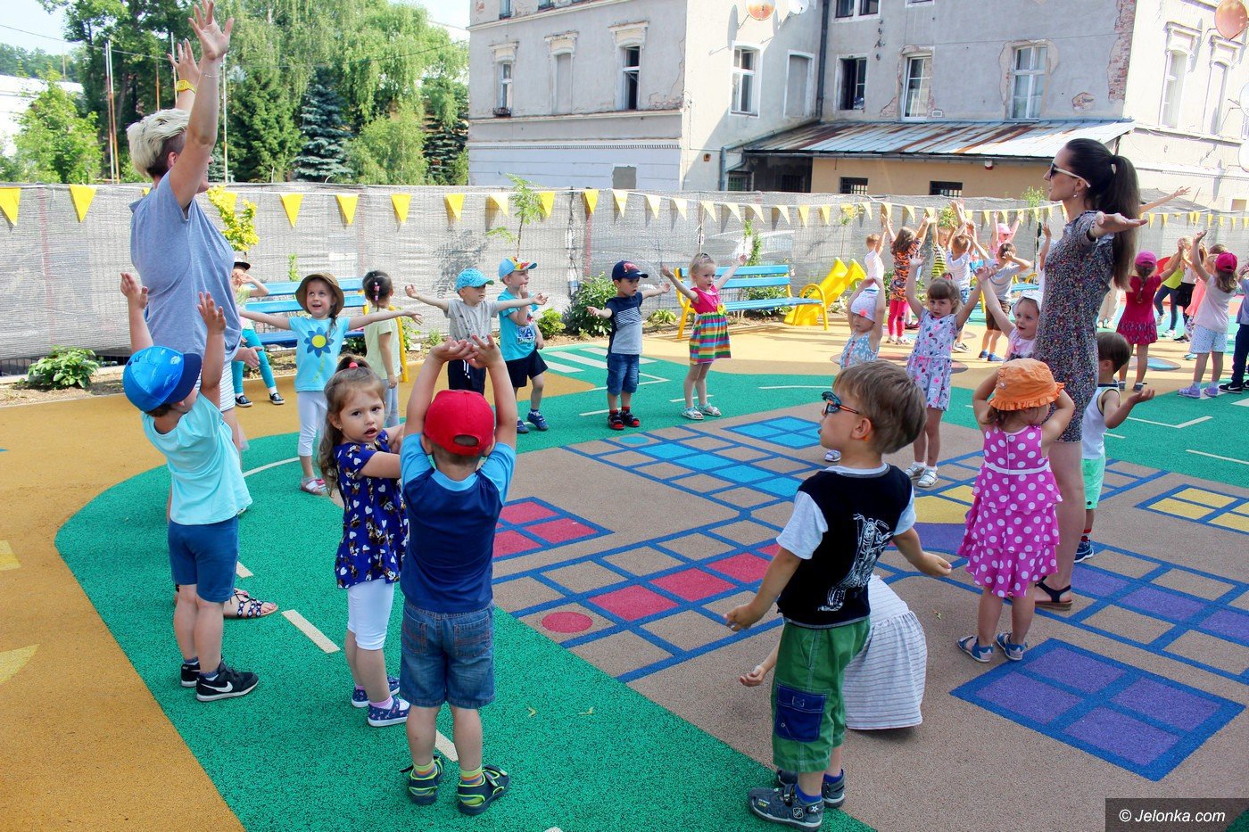 zaczarowany-dzien-dziecka-75530