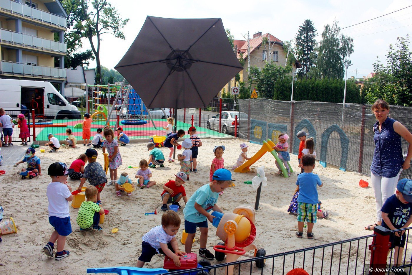 zaczarowany-dzien-dziecka-75530