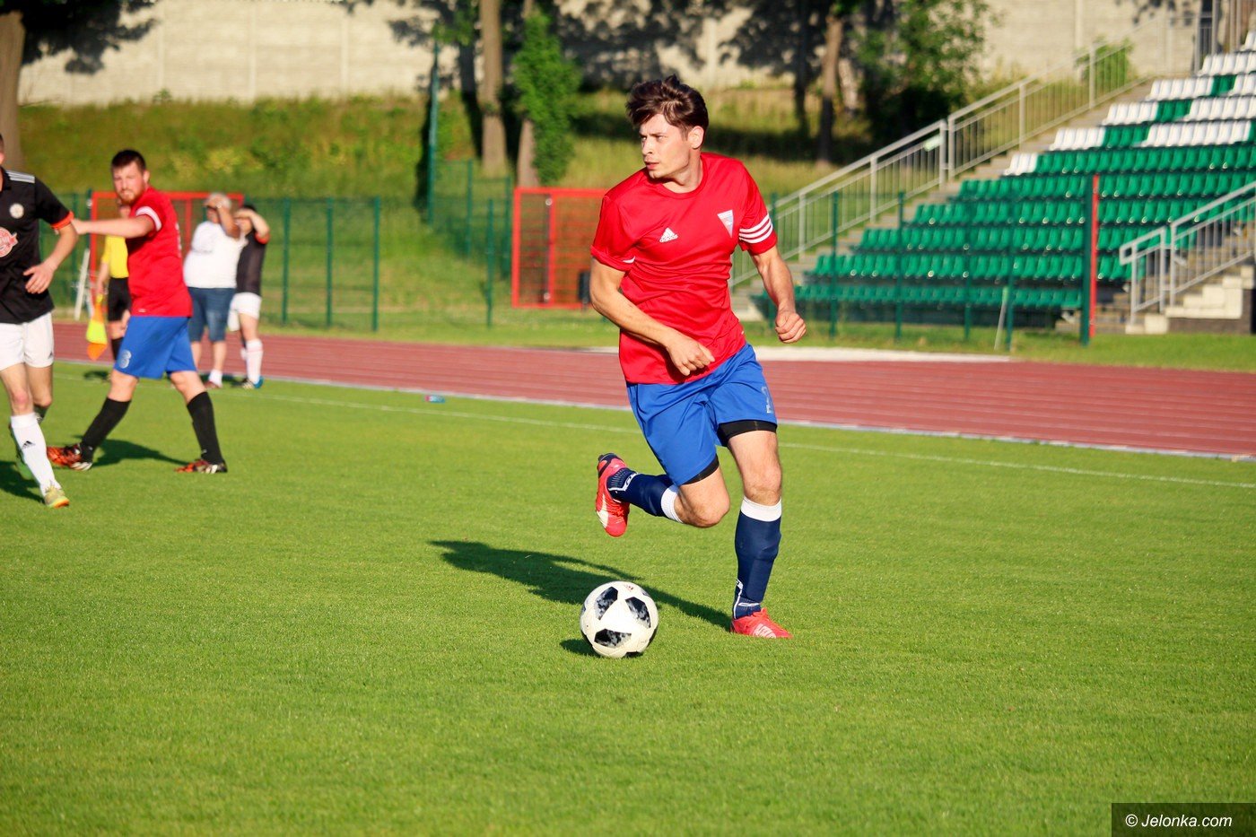 pub-gol-znowu-zwycieski-75535
