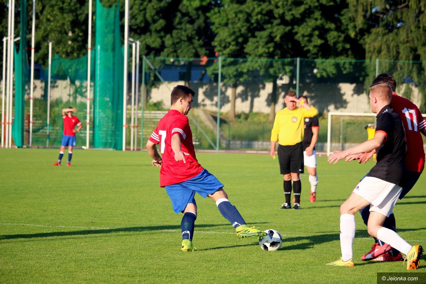pub-gol-znowu-zwycieski-75535