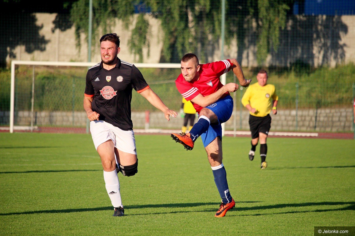 pub-gol-znowu-zwycieski-75535